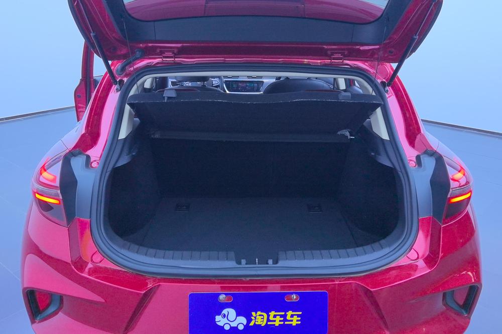 GEELY Emgrand GS 2020 #17 GEELY Emgrand GS 2020 car image #17