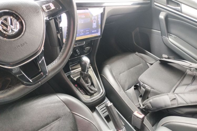 Volkswagen Bora 2018 immagine di auto #18