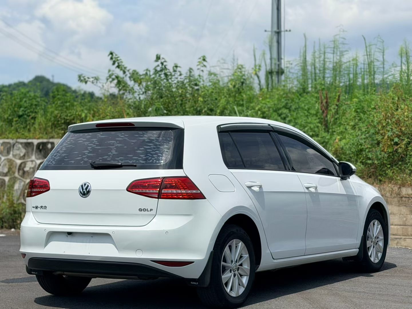 Volkswagen Golf 2016 car image #9