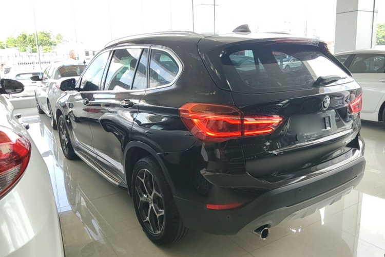 BMW X1 2019 #5 BMW X1 2019 car image #5