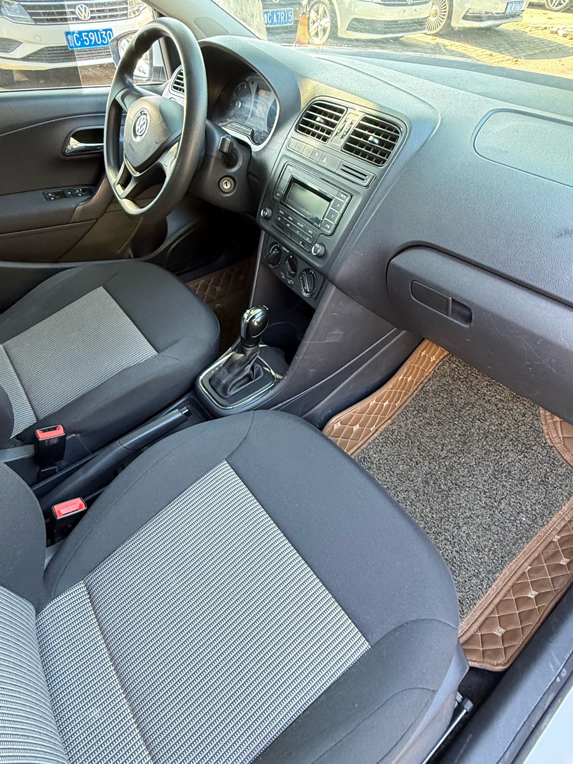 Volkswagen Polo 2016 immagine di auto #6