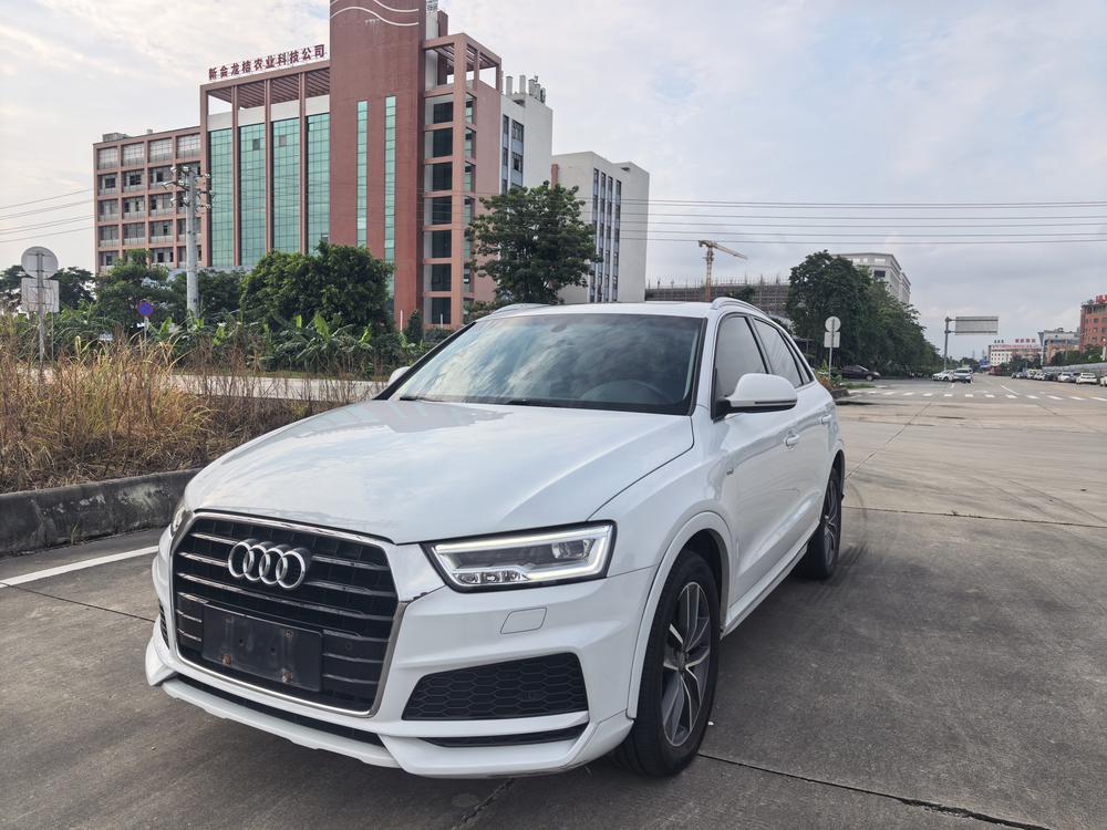 Audi Q3 2019 Audi Q3 2019 immagine di auto