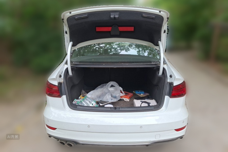 Audi A3 2019 immagine di auto #21