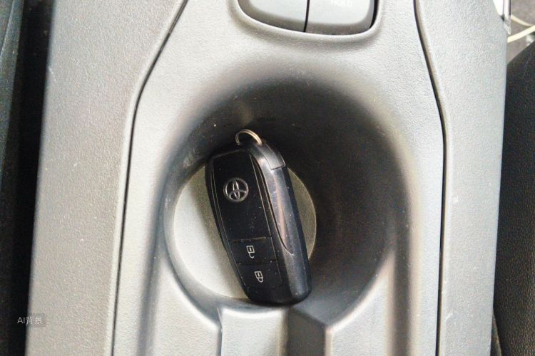 Toyota Corolla Cross 2026 صورة سيارة #10