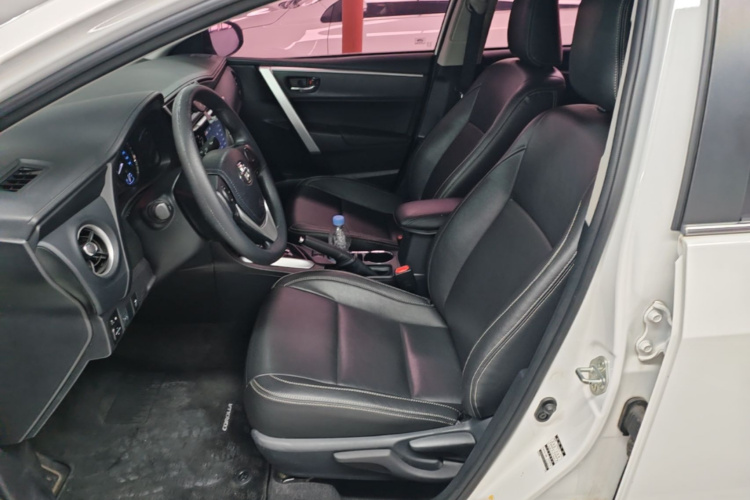 Toyota Corolla 2018 car image #18