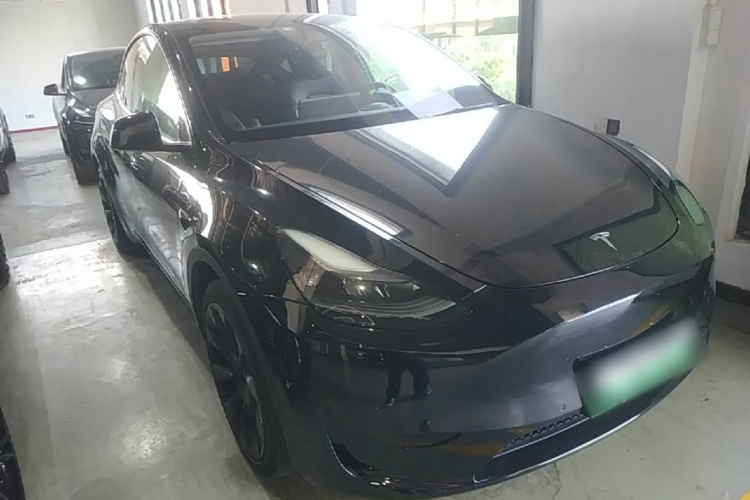 Tesla Model Y 2022 #4 Tesla Model Y 2022 car image #4