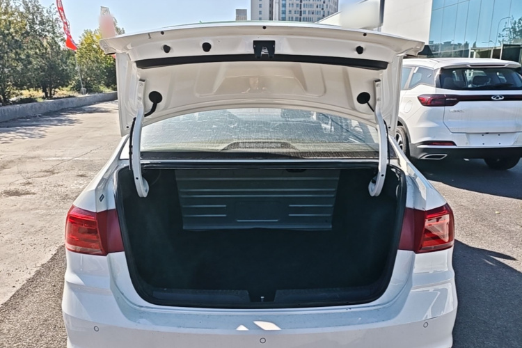 Volkswagen Santana 2019 #19 Volkswagen Santana 2019 صورة سيارة #19