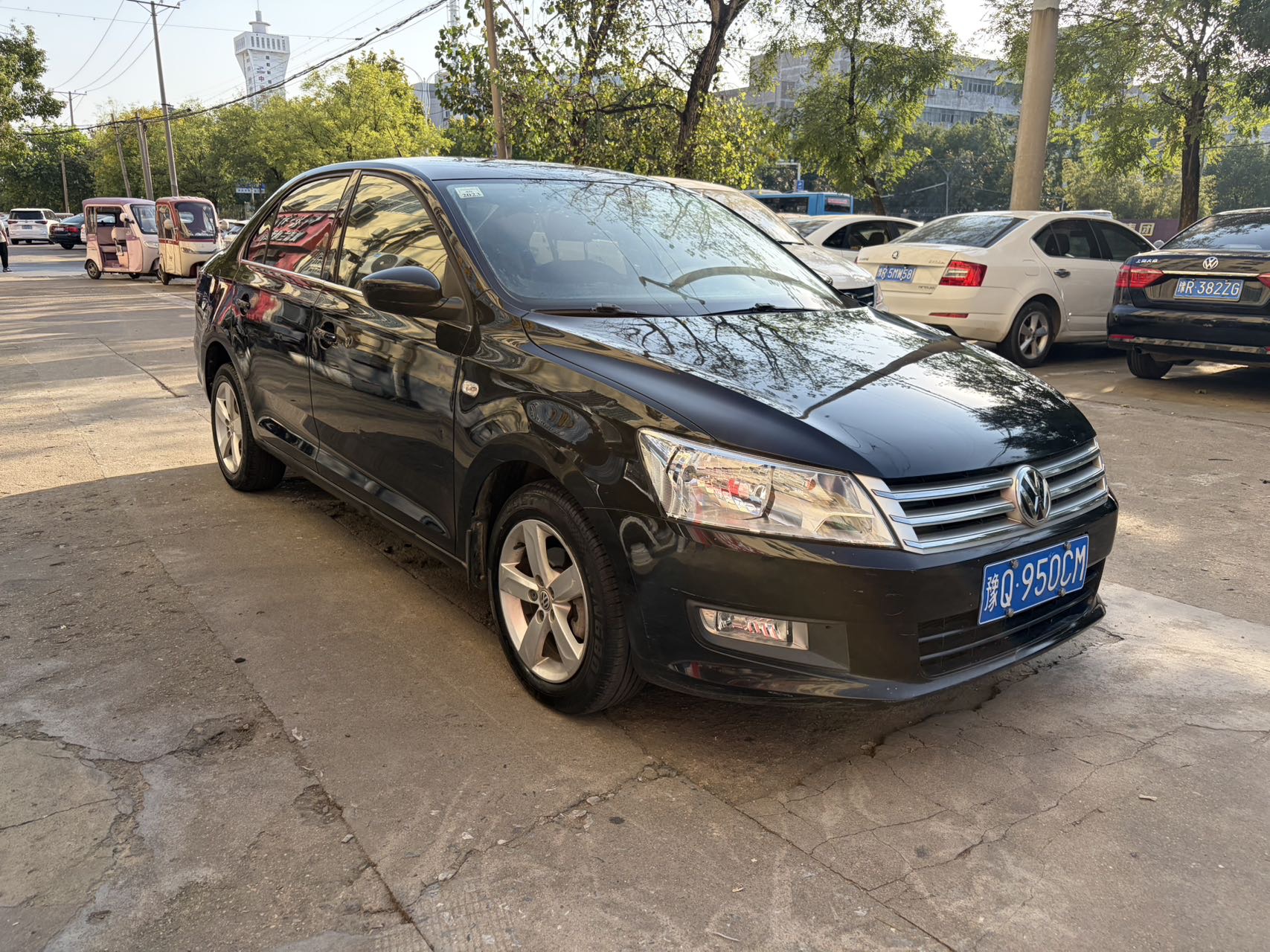 Volkswagen Santana 2015 car image #3
