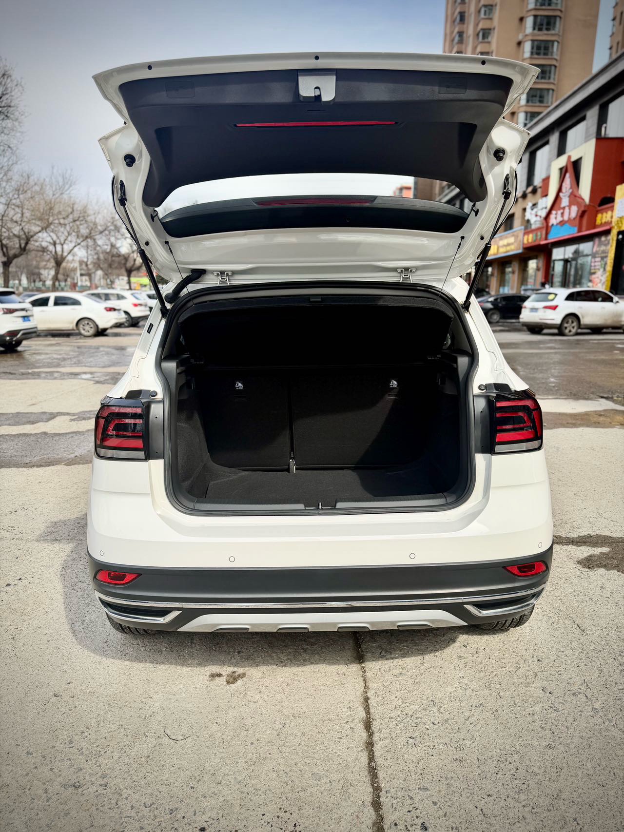 Volkswagen T-Cross 2021 immagine di auto #13