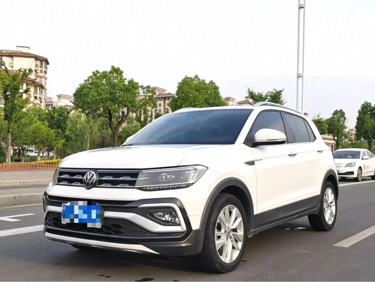 Volkswagen T-Cross 2021 Volkswagen T-Cross 2021 car image