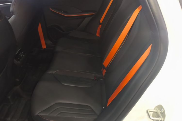 GEELY Coolray 2026 car image #17