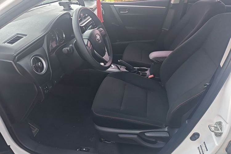 Toyota Corolla 2019 #15 Toyota Corolla 2019 car image #15