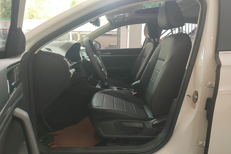 Volkswagen Lavida 2020 car image #19