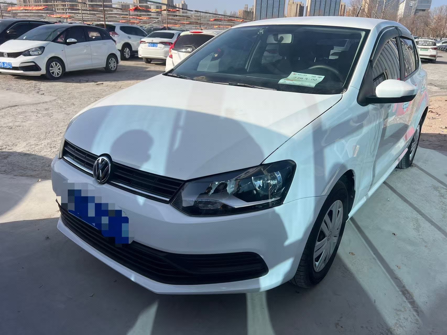 Volkswagen Polo 2016 Volkswagen Polo 2016 car image