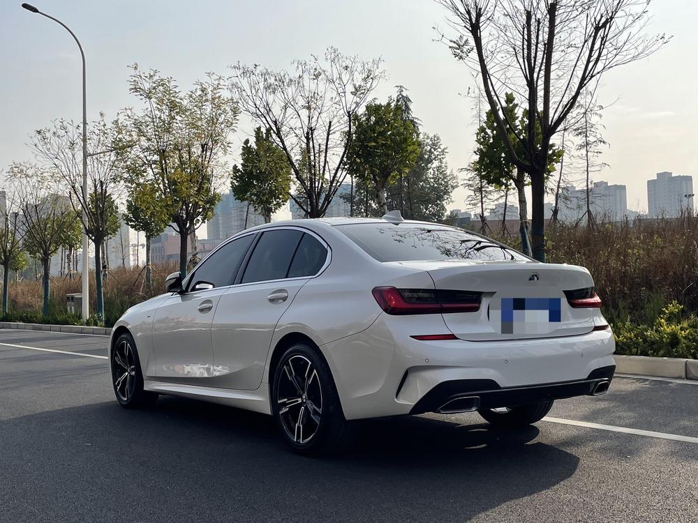 BMW 3 Series 2022 #5 BMW 3 Series 2022 immagine di auto #5