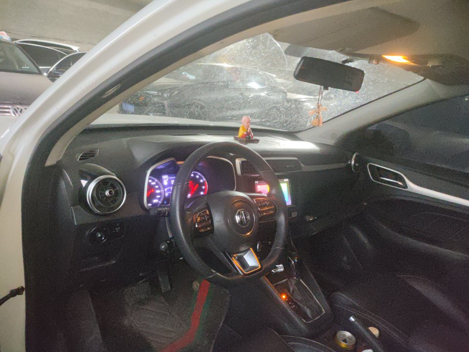 MG ZS 2019 car image #6