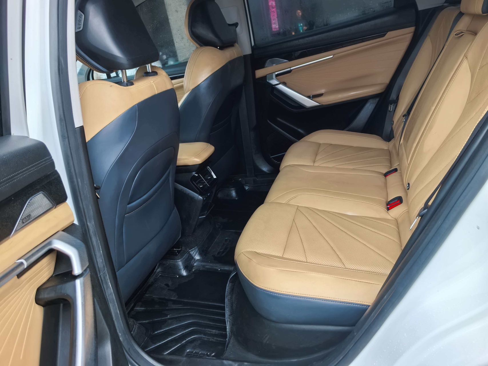 GEELY Boyue L 2023 #5 GEELY Boyue L 2023 car image #5