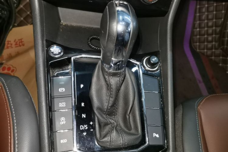 Volkswagen Lavida 2018 car image #14
