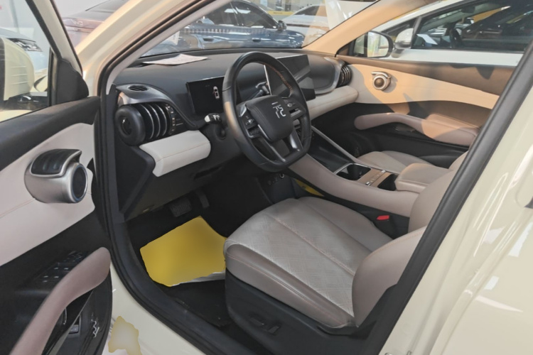 BYD Yuan Plus 2025 car image #16