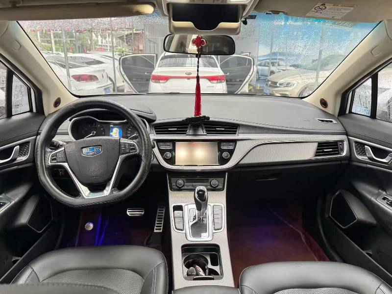 GEELY Emgrand GS 2017 car image #7