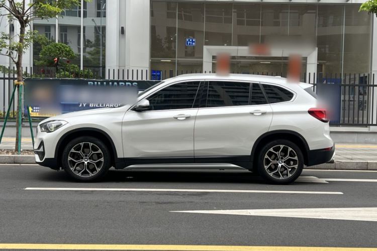 BMW X1 2021 #4 BMW X1 2021 car image #4