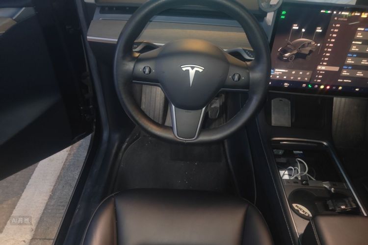 Tesla Model Y 2022 #12 Tesla Model Y 2022 car image #12