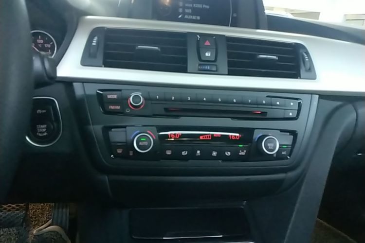 BMW 3 Series 2015 #17 BMW 3 Series 2015 car image #17