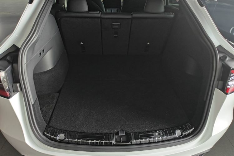 Tesla Model Y 2022 #19 Tesla Model Y 2022 immagine di auto #19