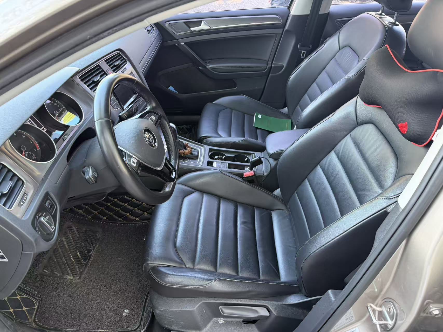 Volkswagen Golf 2016 car image #6