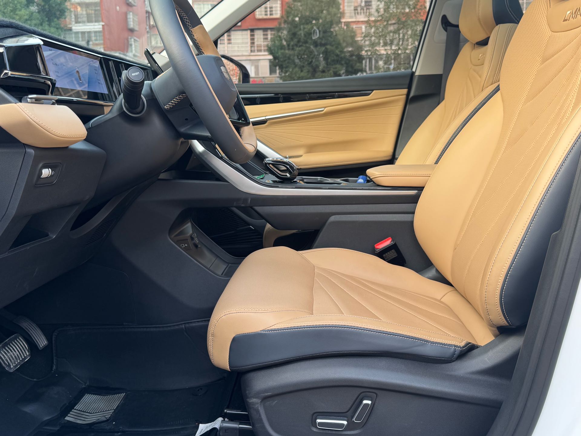 GEELY Boyue L 2023 #3 GEELY Boyue L 2023 immagine di auto #3