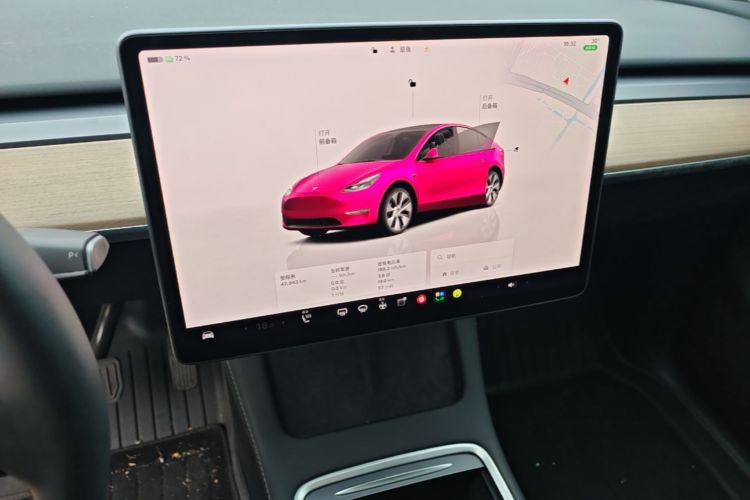 Tesla Model Y 2022 #13 Tesla Model Y 2022 car image #13