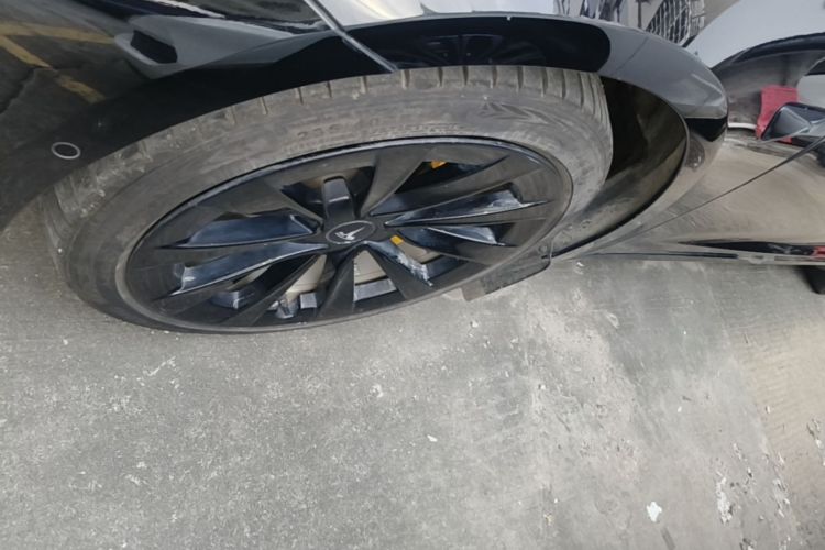 Tesla Model 3 2021 car image #9