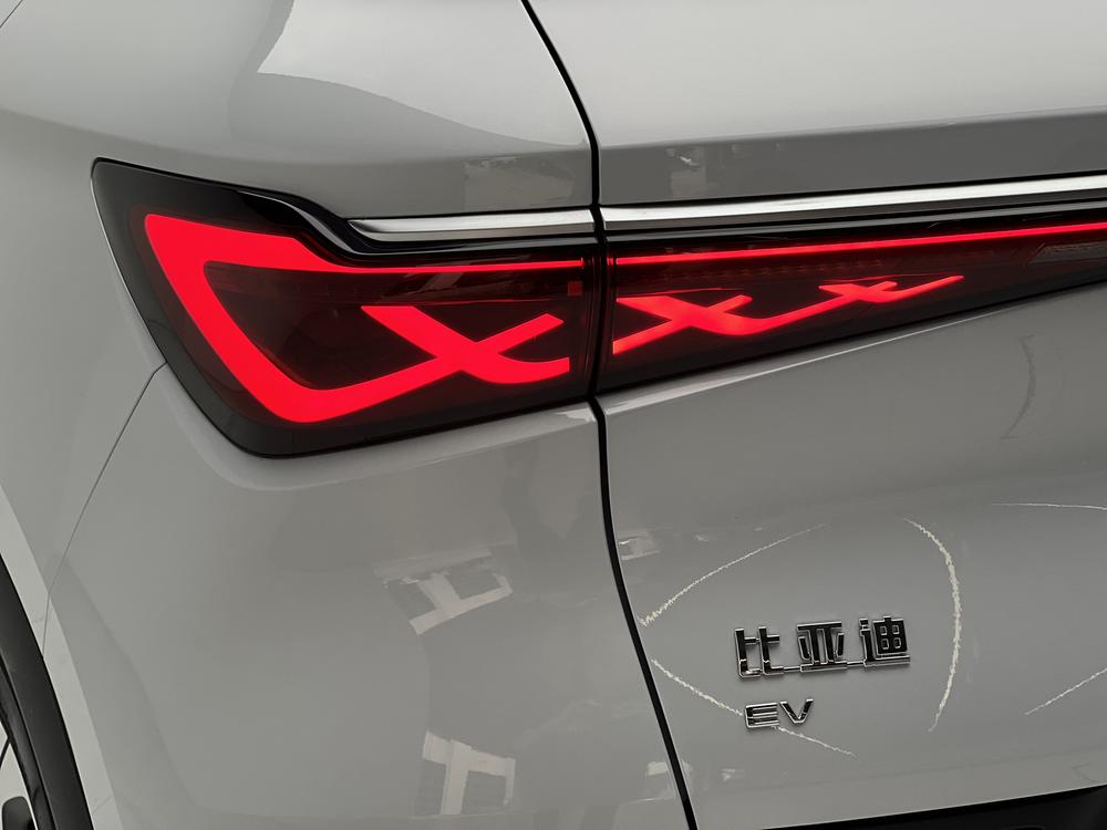 BYD Yuan Plus 2025 immagine di auto #13