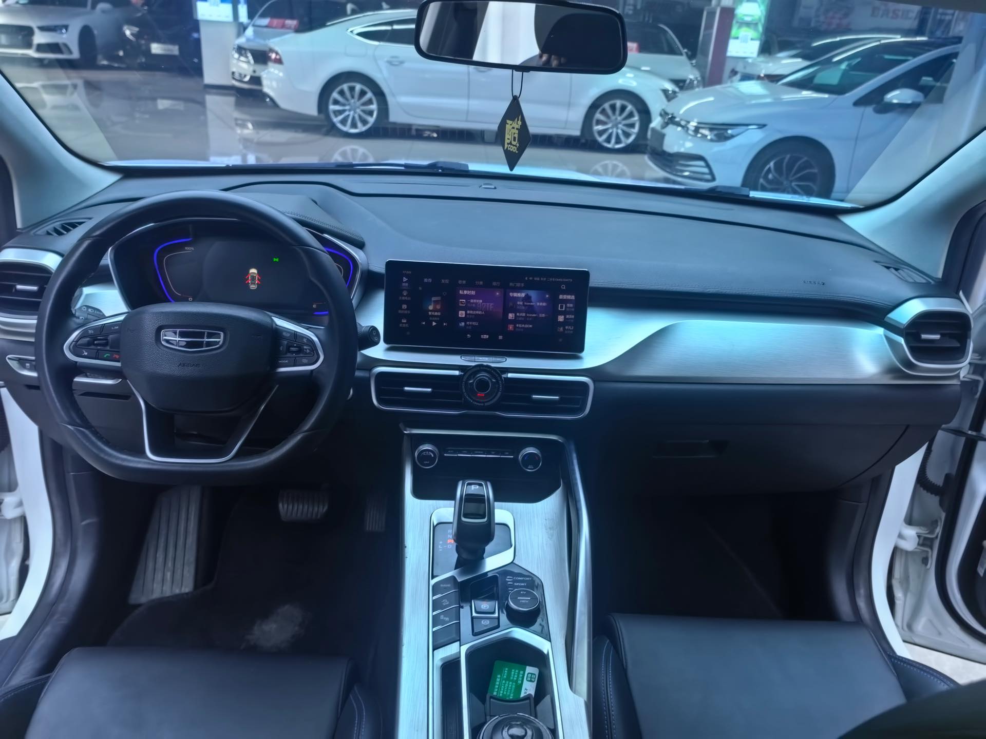GEELY Coolray New Energy 2021 car image #6