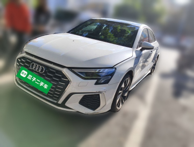 Audi A3 2022 Audi A3 2022 صورة سيارة