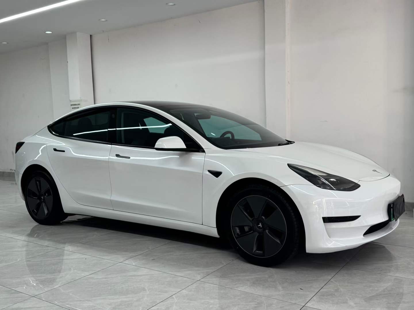 Tesla Model 3 2021 #2 Tesla Model 3 2021 car image #2