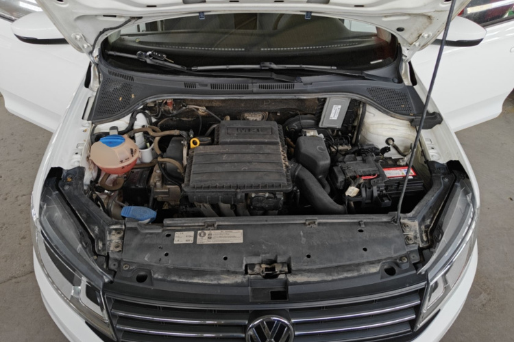 Volkswagen Santana 2016 car image #20
