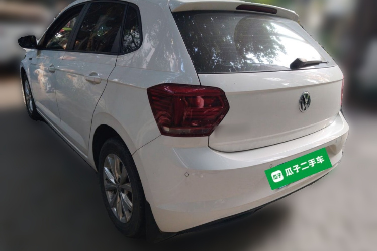 Volkswagen Polo 2019 car image #5