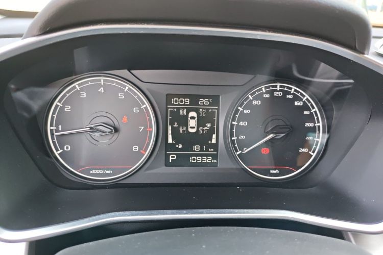 GEELY Coolray 2024 #12 GEELY Coolray 2024 car image #12