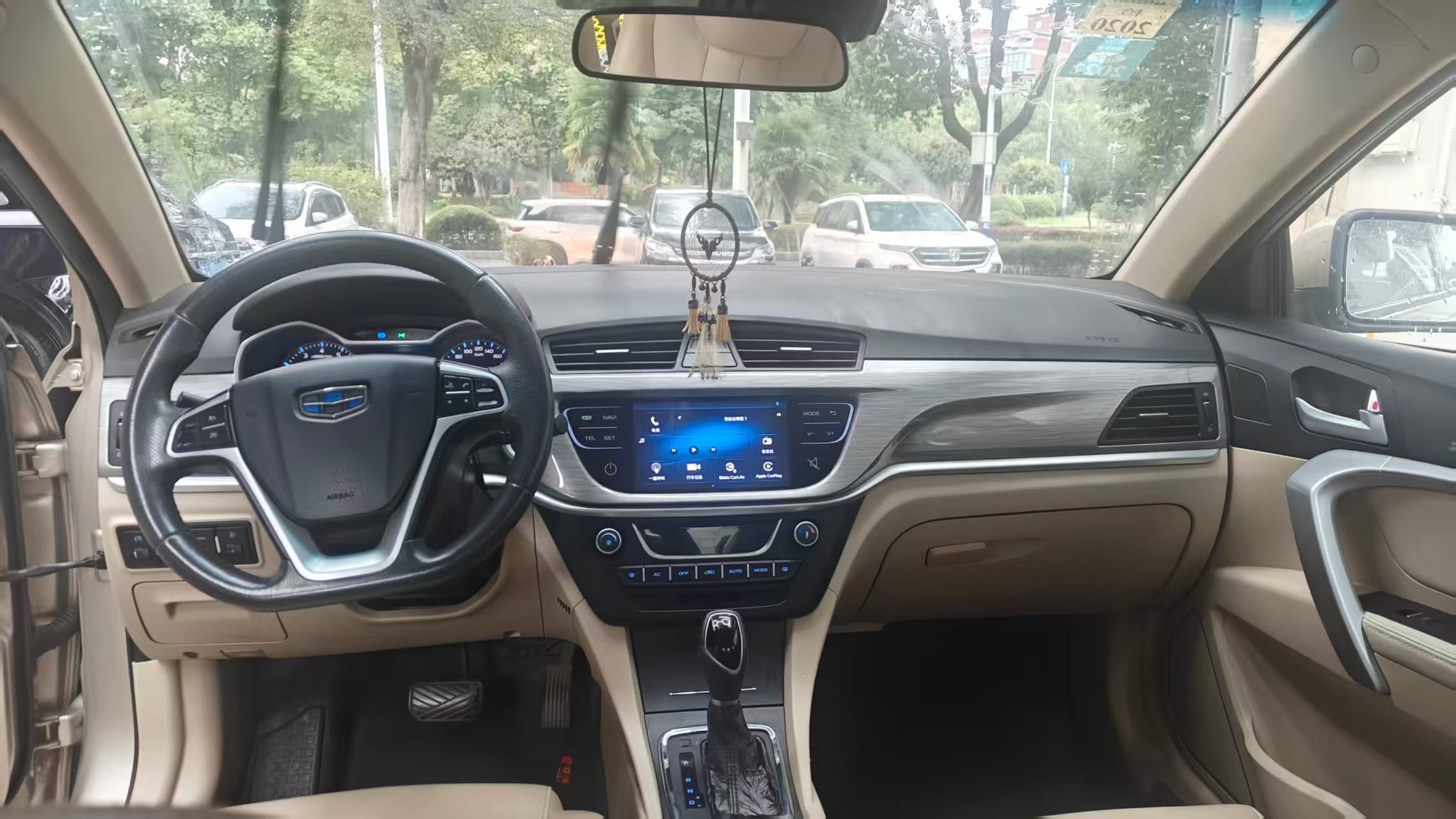 GEELY Emgrand 2018 #5 GEELY Emgrand 2018 car image #5