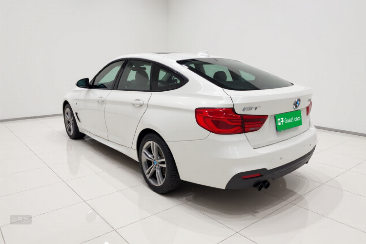 BMW 3 Series GT 2017 صورة سيارة #5