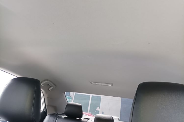 2016 immagine di auto #18