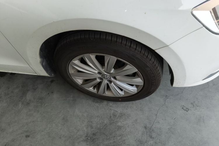 Volkswagen Bora 2021 car image #9