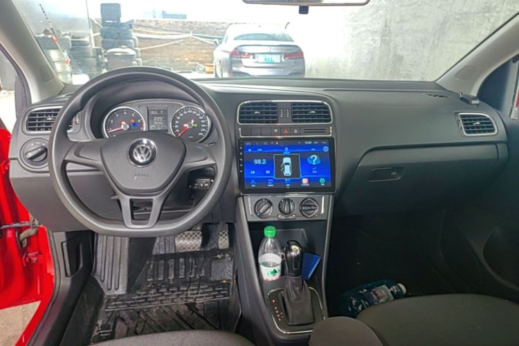 Volkswagen Polo 2016 #10 Volkswagen Polo 2016 car image #10