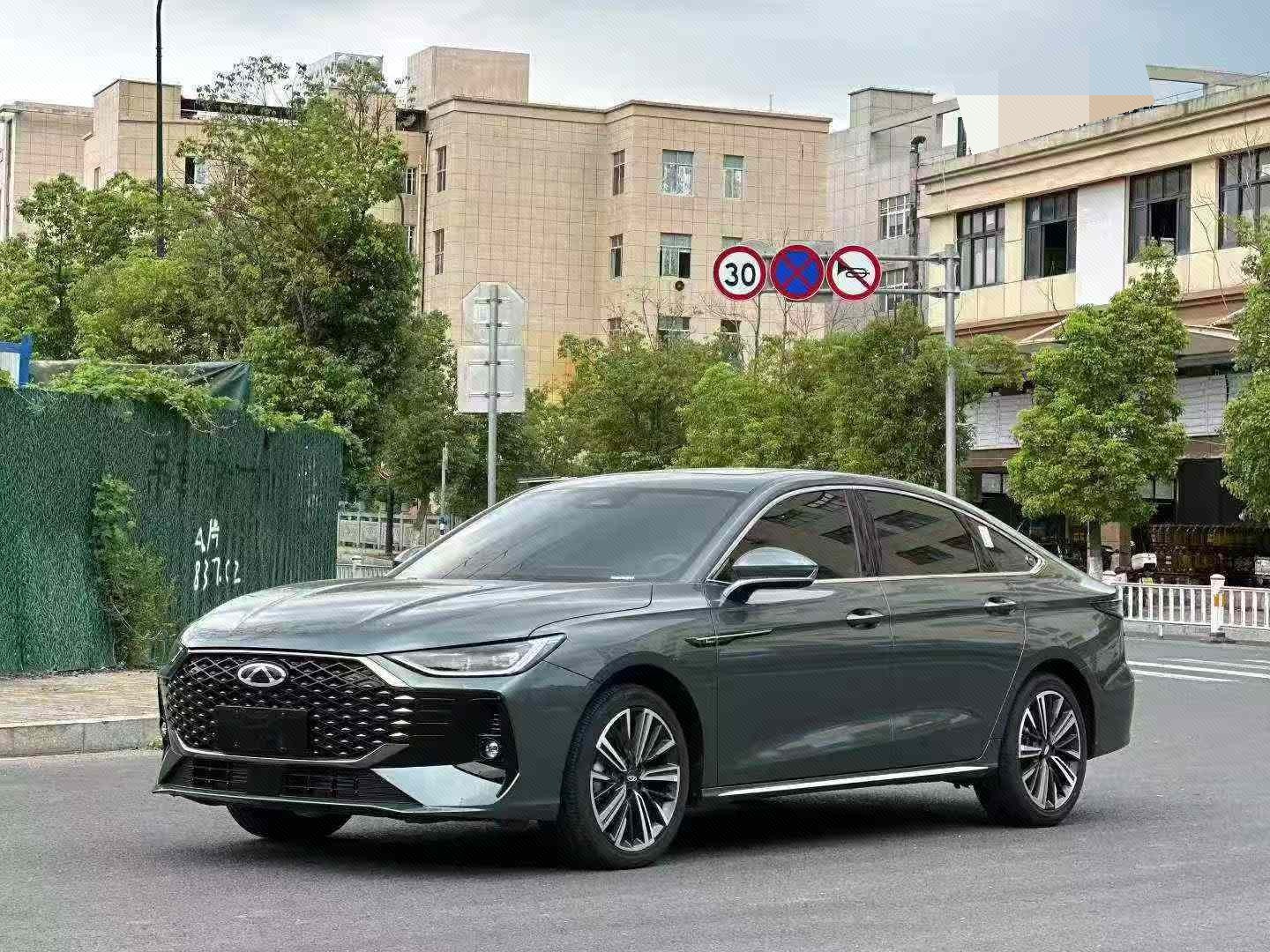 Chery Arrizo 8 Pro 2025 Chery Arrizo 8 Pro 2025 car image