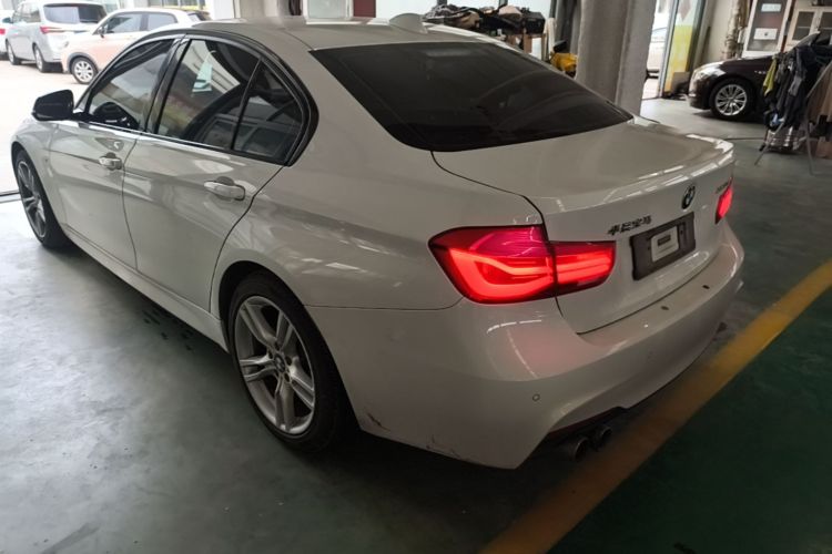 BMW 3 Series 2018 car image #5