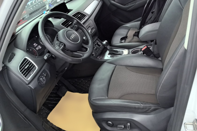 Audi Q3 2017 #19 Audi Q3 2017 car image #19