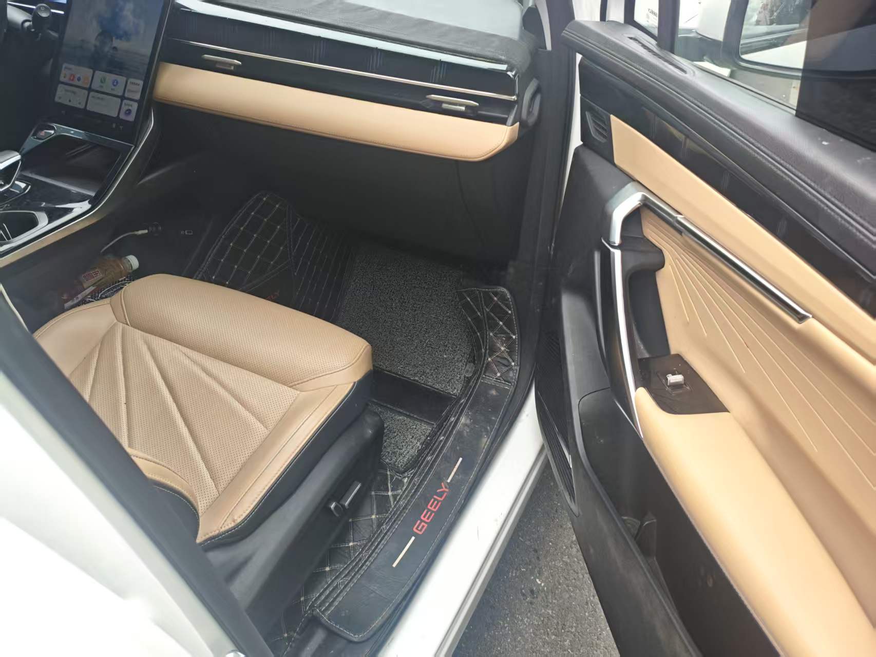 GEELY Boyue L 2023 #2 GEELY Boyue L 2023 image de voiture #2