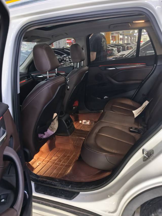 BMW X1 2019 #2 BMW X1 2019 car image #2