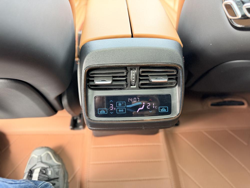BYD Han 2022 #7 BYD Han 2022 صورة سيارة #7